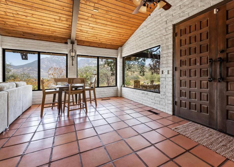 Scenic Spanish Rancho - Breathtaking Views Three Rivers Exteriör bild