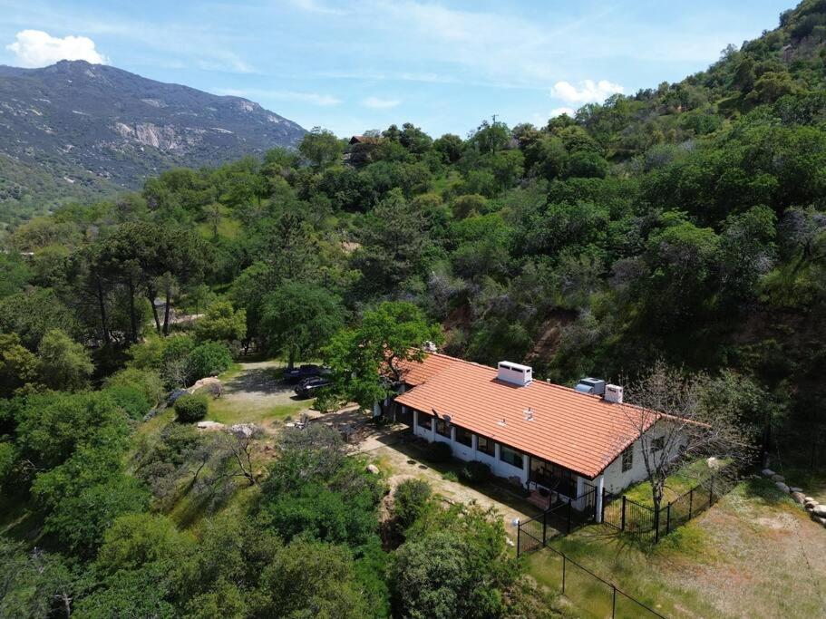 Scenic Spanish Rancho - Breathtaking Views Three Rivers Exteriör bild